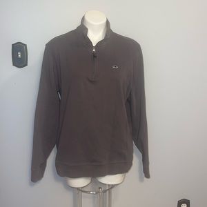 Vineyard Vines Ladies 1/4 zip pullover. Gray with black whale logo. Large